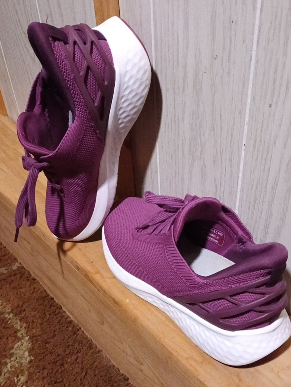 Like New Kizik Athens Hands Free Slip On Sneaker